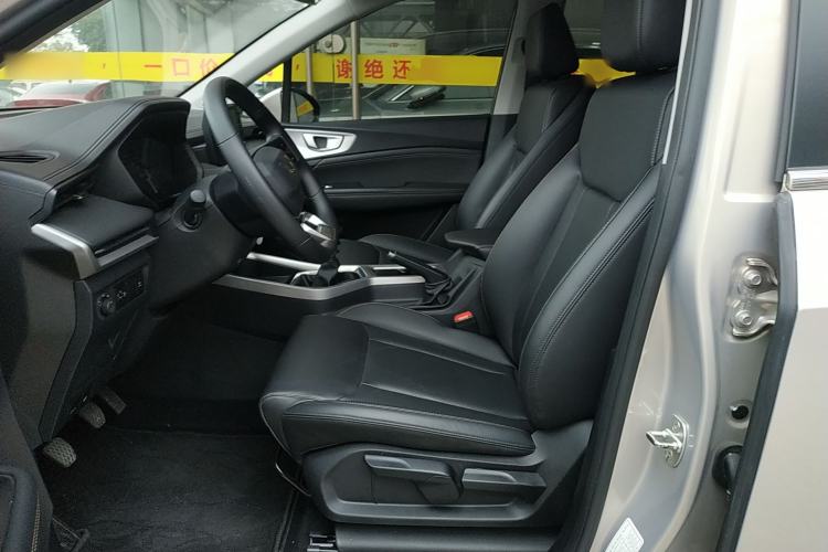 Used Wuling Jiachen 2022 1.5L Manual Light Comfort Edition Left Front Seat