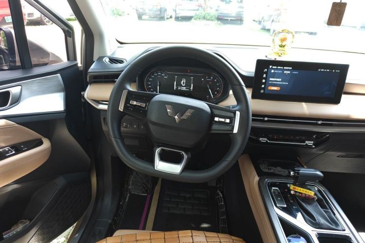 Used Wuling Jiachen 2022 1.5T CVT Deluxe Flagship Edition Steering Wheel