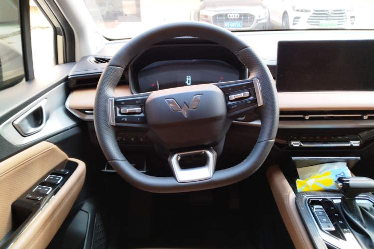 Used Wuling Jiachen 2022 1.5T CVT Deluxe Flagship Edition Steering Wheel
