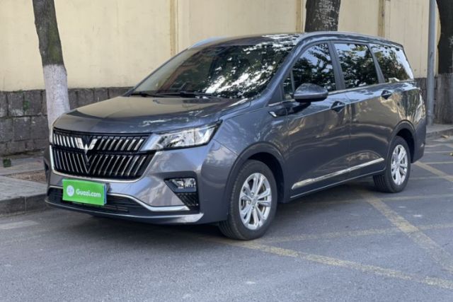 Used Wuling Jiachen 2022 1.5T CVT Smart Luxury Version