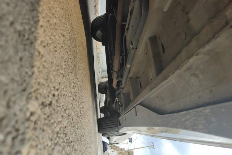 Used Wuling Jiachen 2022 1.5L Manual Comfort Edition Chassis Front Left