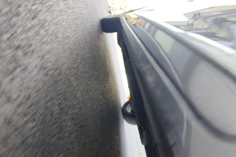 Used Wuling Jiachen 2022 1.5L Manual Comfort Edition Chassis Front Right