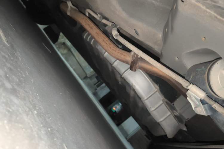 Used Wuling Jiachen 2022 1.5L Manual Enjoyment Elite Model Chassis Rear Left