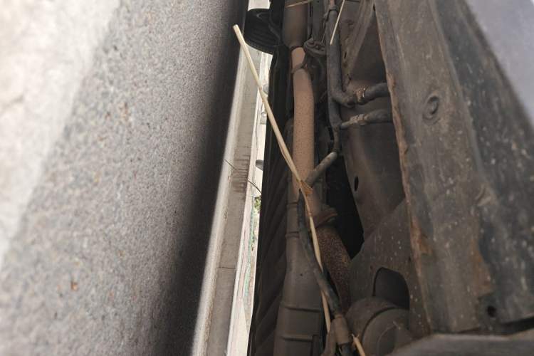 Used Wuling Jiachen 2022 1.5L Manual Comfort Edition Chassis Rear Left