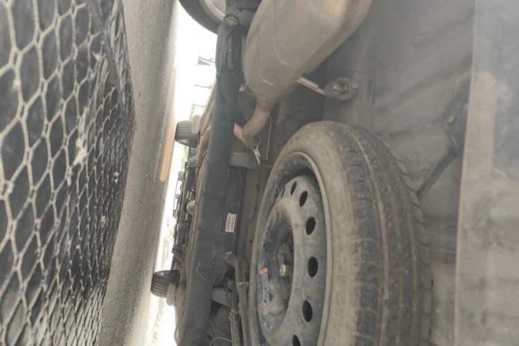 Used Wuling Jiachen 2022 1.5L Manual Comfort Edition Chassis Rear