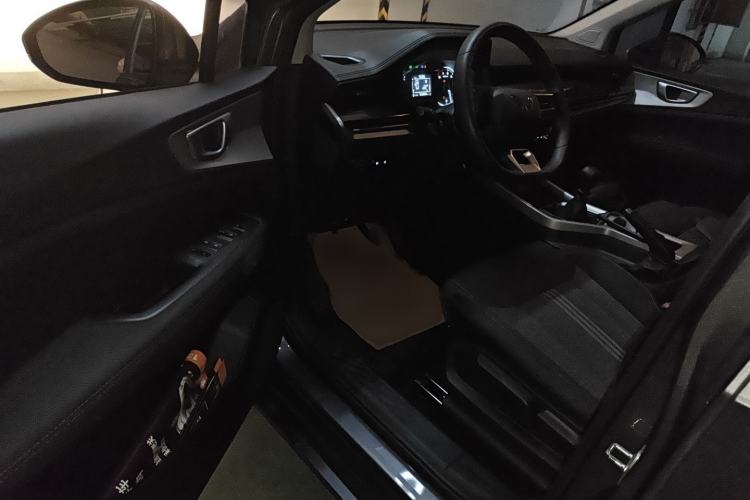 Used Wuling Jiachen 2022 1.5L Manual Enjoyment Elite Model Driver Seat