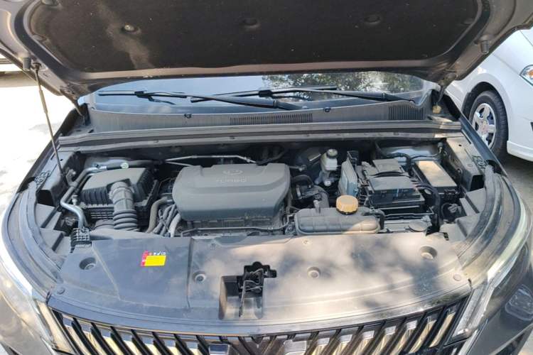 Used Wuling Jiachen 2022 1.5T CVT Deluxe Flagship Edition Engine Bay
