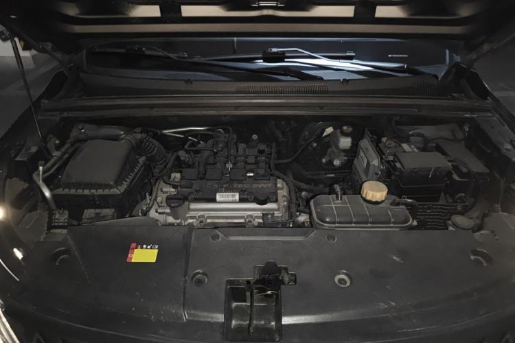 Used Wuling Jiachen 2022 1.5L Manual Enjoyment Elite Model Engine Bay