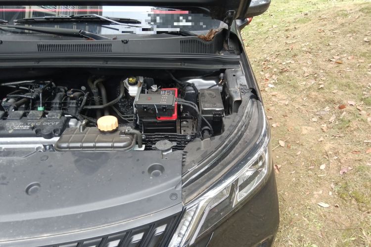 Used Wuling Jiachen 2022 1.5L Manual Enjoyment Elite Model Engine Bay Left