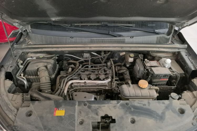 Used Wuling Jiachen 2022 1.5T Manual Light Enjoyment Dynamic Version Engine Bay