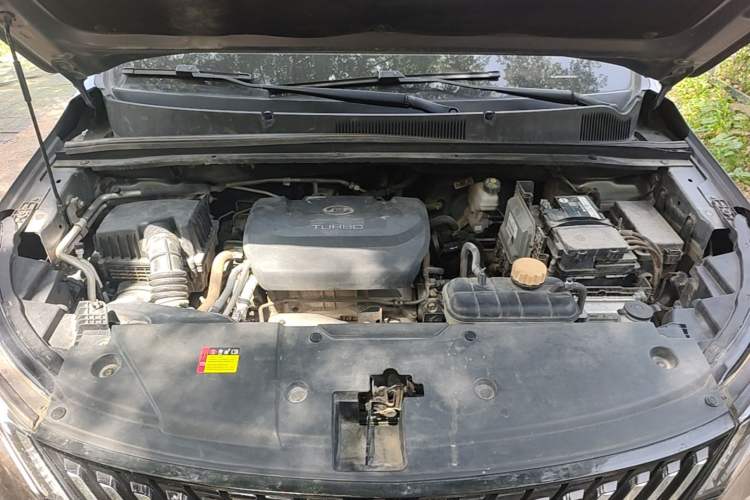 Used Wuling Jiachen 2022 1.5T CVT Deluxe Flagship Edition Engine Bay