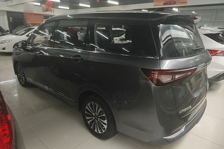 Used Wuling Jiachen 2022 1.5T CVT Deluxe Flagship Edition Exterior 2
