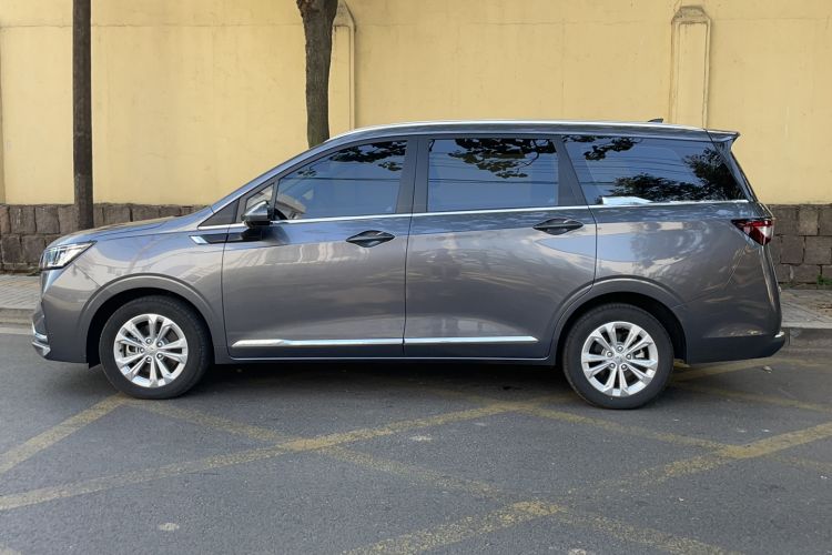 Used Wuling Jiachen 2022 1.5T CVT Smart Luxury Version Exterior 6