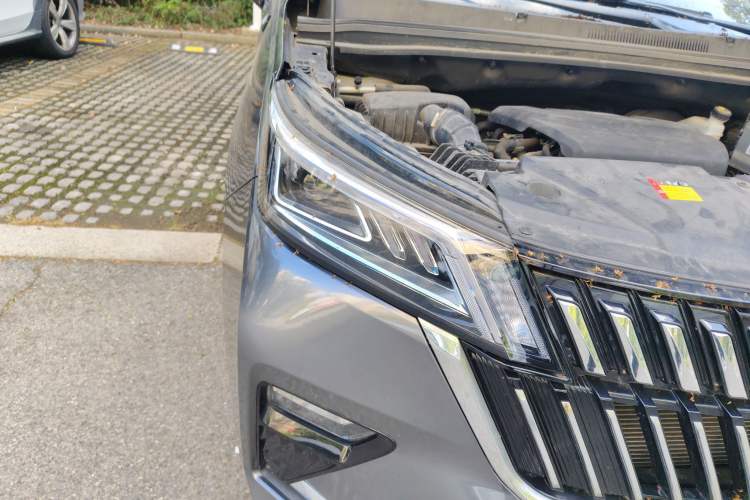 Used Wuling Jiachen 2022 1.5T CVT Deluxe Flagship Edition Exterior 6
