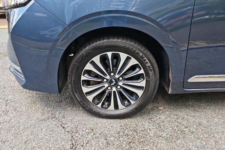 Used Wuling Jiachen 2022 1.5T CVT Deluxe Flagship Edition Exterior 8