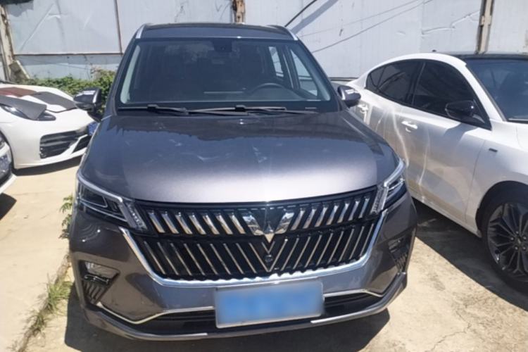 Used Wuling Jiachen 2022 1.5T CVT Deluxe Flagship Edition Front