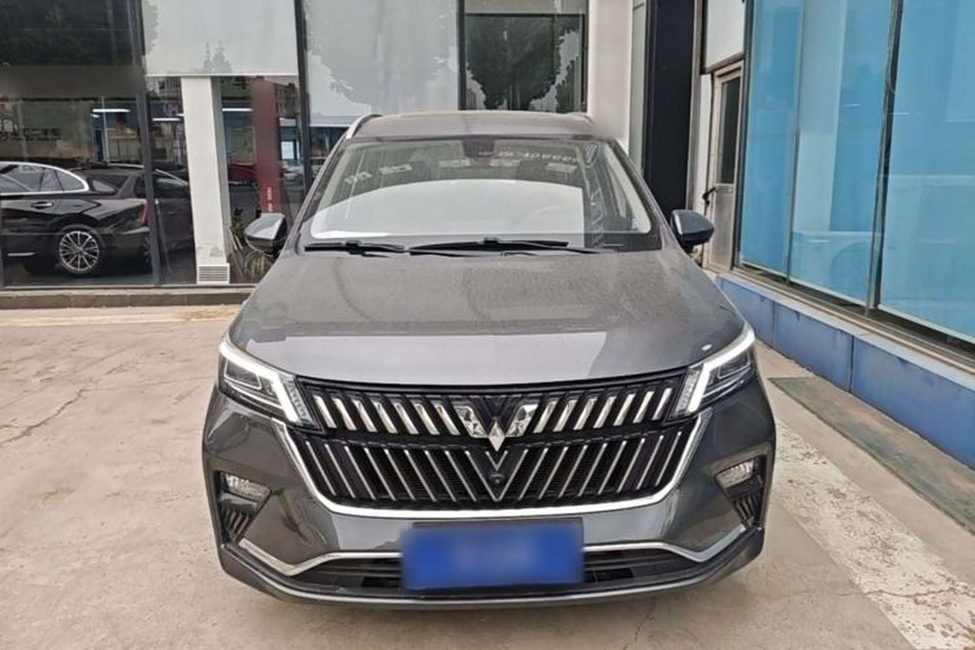 Used Wuling Jiachen 2022 1.5T CVT Deluxe Flagship Edition Front