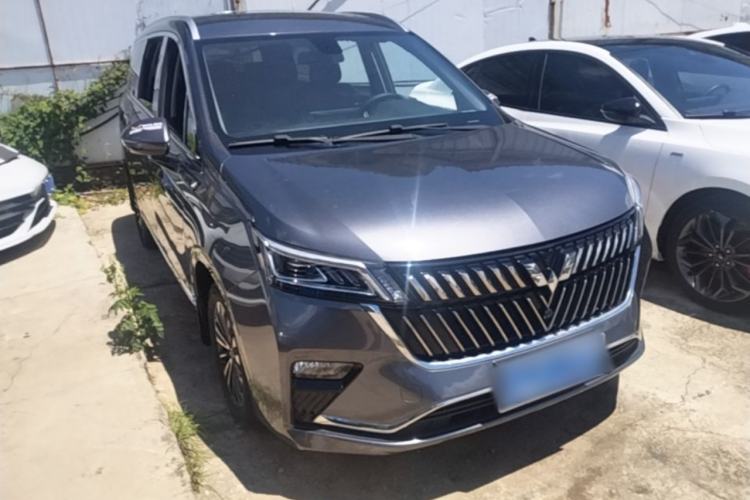 Used Wuling Jiachen 2022 1.5T CVT Deluxe Flagship Edition Front Right 45 Deg