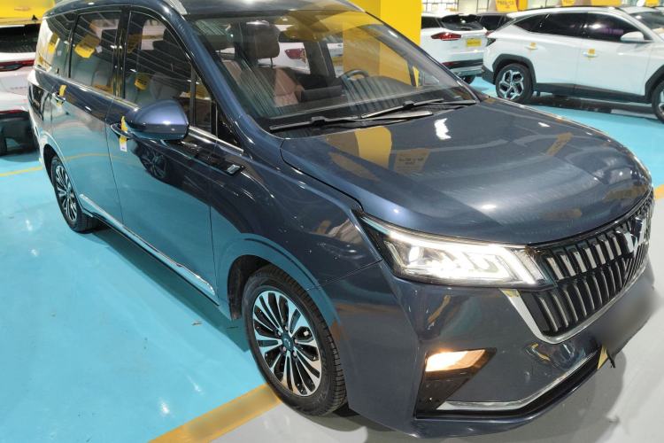 Used Wuling Jiachen 2022 1.5T CVT Deluxe Flagship Edition Front Right 45 Deg