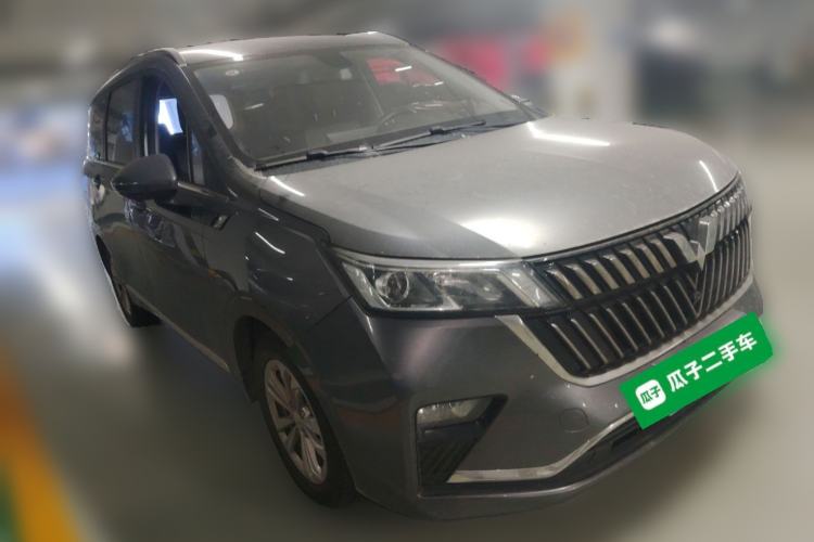 Used Wuling Jiachen 2022 1.5T CVT Smart Luxury Version Front Right 45 Deg