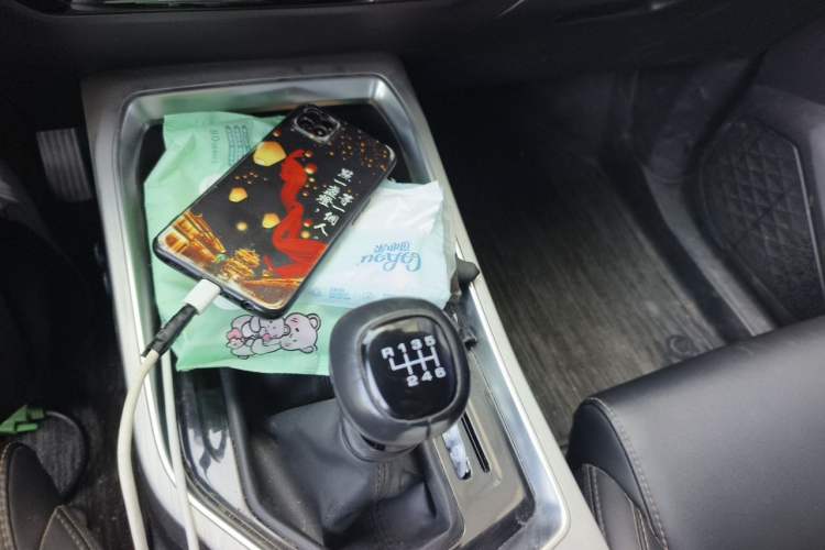 Used Wuling Jiachen 2022 1.5L Manual Comfort Edition Gear Lever