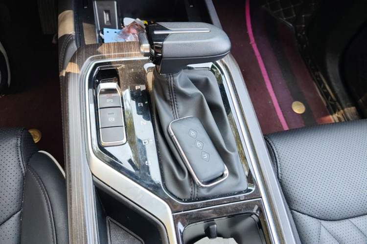 Used Wuling Jiachen 2022 1.5T CVT Deluxe Flagship Edition Gear Lever