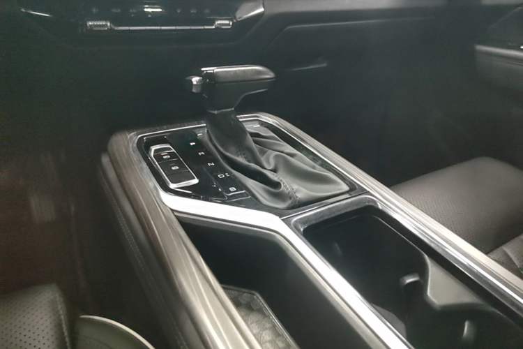 Used Wuling Jiachen 2022 1.5T CVT Deluxe Flagship Edition Gear Lever