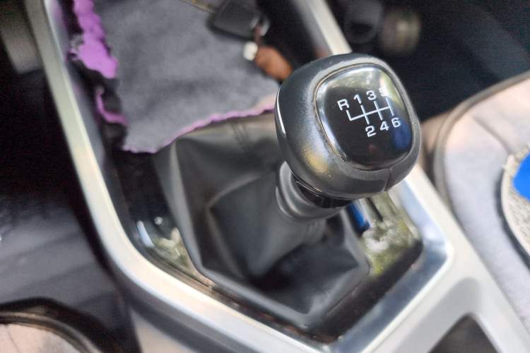 Used Wuling Jiachen 2022 1.5T Manual Comfort & Dynamic Version Gear Lever