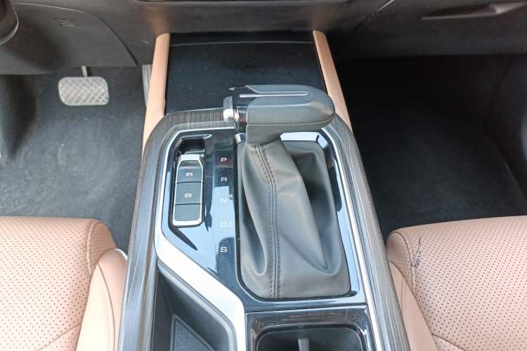 Used Wuling Jiachen 2022 1.5T CVT Deluxe Flagship Edition Gear Lever