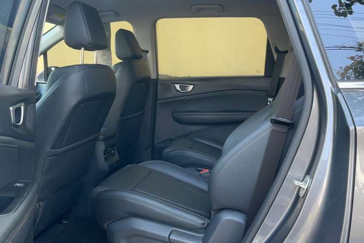 Used Wuling Jiachen 2022 1.5T CVT Smart Luxury Version Interior 1