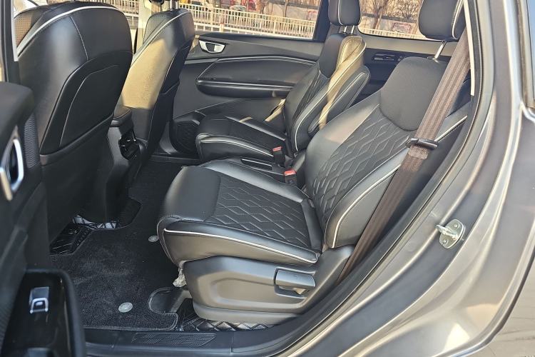Used Wuling Jiachen 2022 1.5T CVT Deluxe Flagship Edition Interior 1