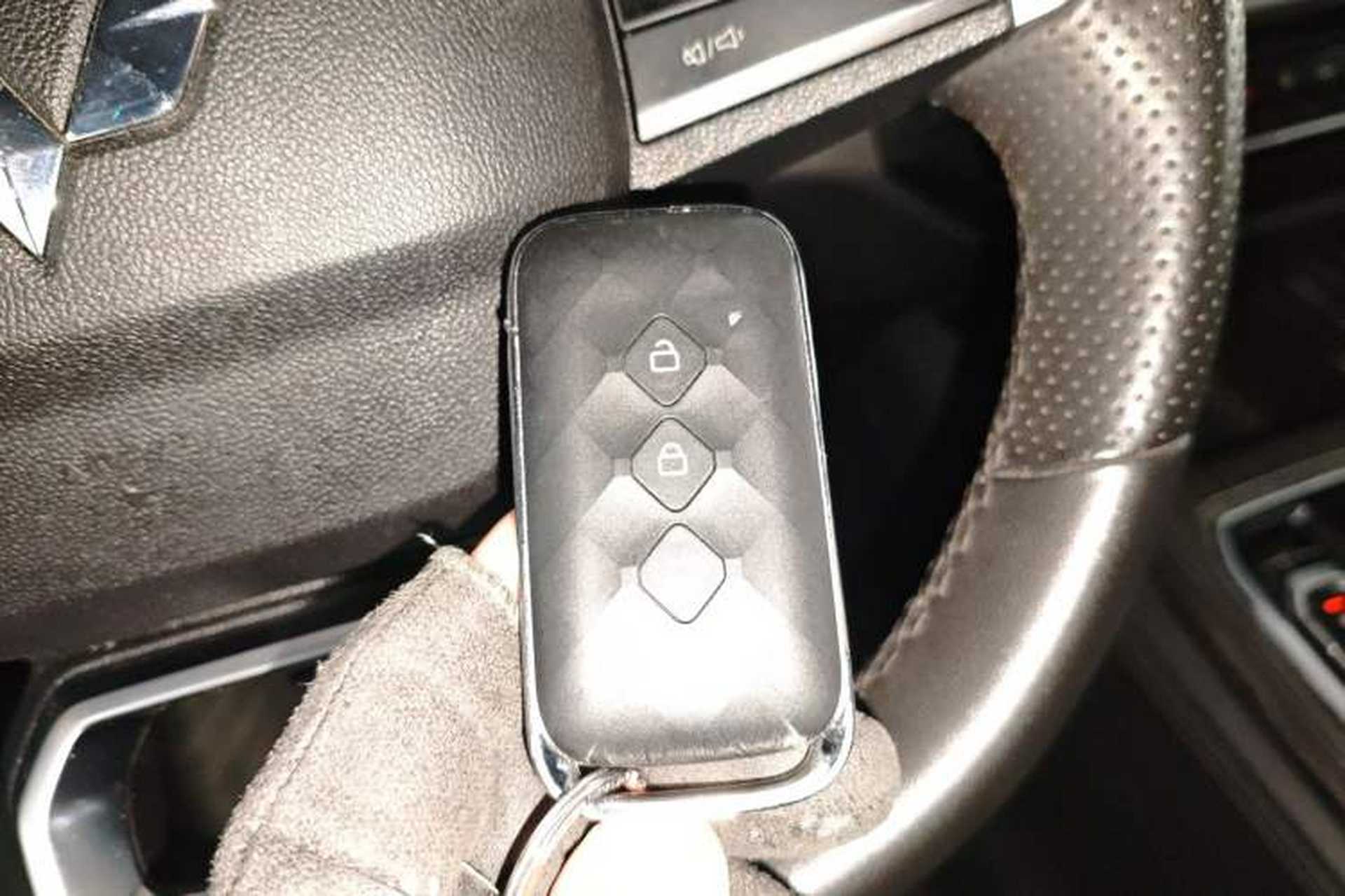 Used Wuling Jiachen 2022 1.5T CVT Deluxe Flagship Edition Interior 1
