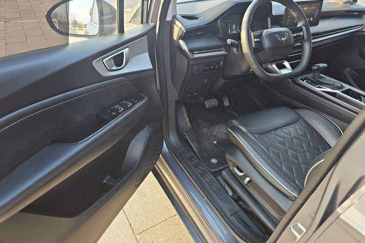 Used Wuling Jiachen 2022 1.5T CVT Deluxe Flagship Edition Interior 2