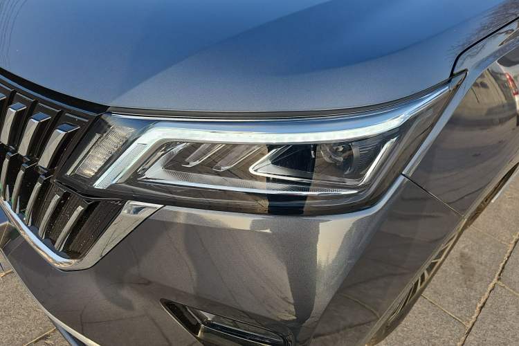 Used Wuling Jiachen 2022 1.5T CVT Deluxe Flagship Edition Left Front Headlight