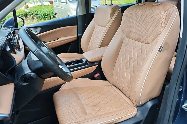 Used Wuling Jiachen 2022 1.5T CVT Deluxe Flagship Edition Left Front Seat