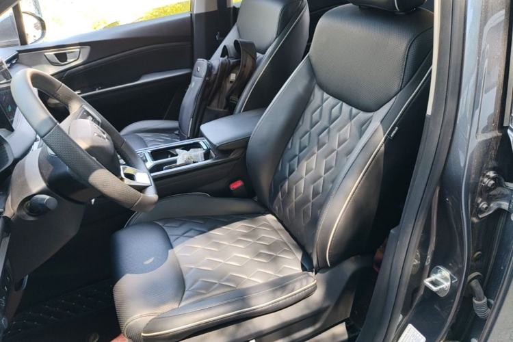 Used Wuling Jiachen 2022 1.5T CVT Deluxe Flagship Edition Left Front Seat