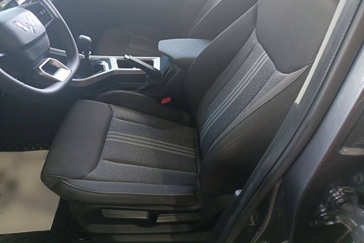 Used Wuling Jiachen 2022 1.5L Manual Enjoyment Elite Model Left Front Seat