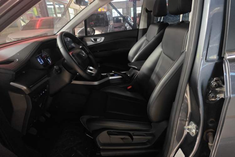 Used Wuling Jiachen 2022 1.5L Manual Comfort Edition Left Front Seat