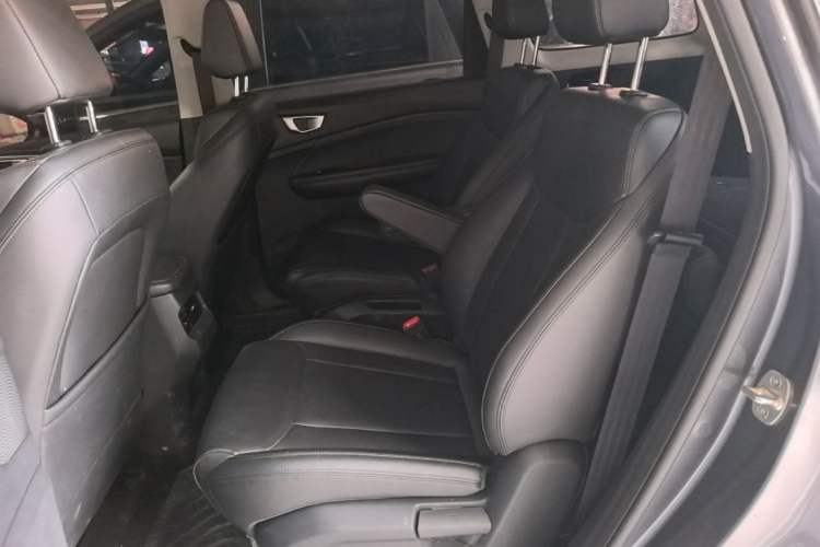 Used Wuling Jiachen 2022 1.5L Manual Comfort Edition Left Rear Seat