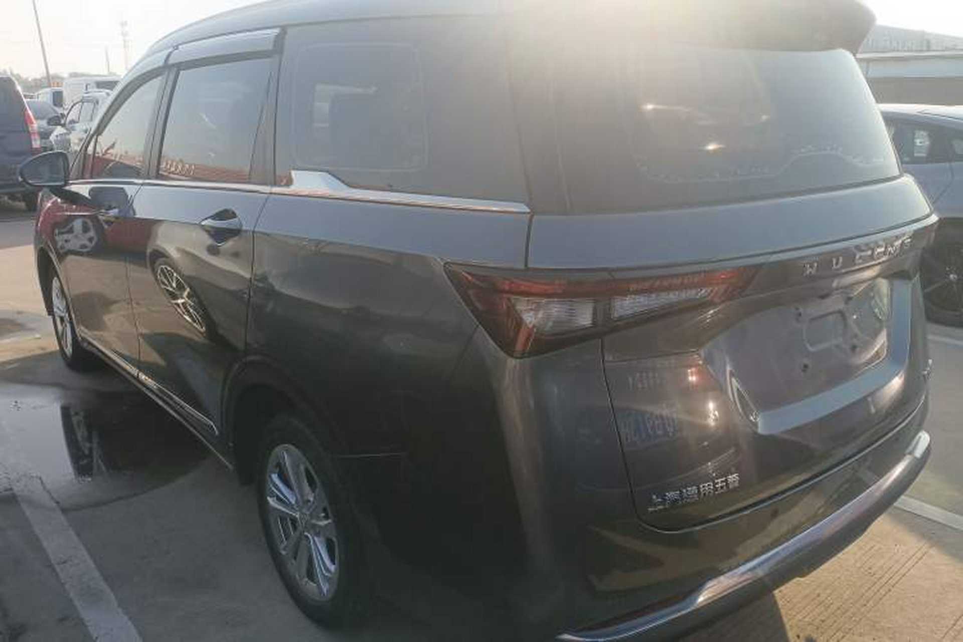 Used Wuling Jiachen 2022 1.5L Manual Comfort Edition Left Side