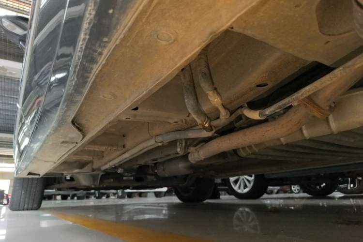 Used Wuling Jiachen 2022 1.5L Manual Comfort Edition Left Side Sill