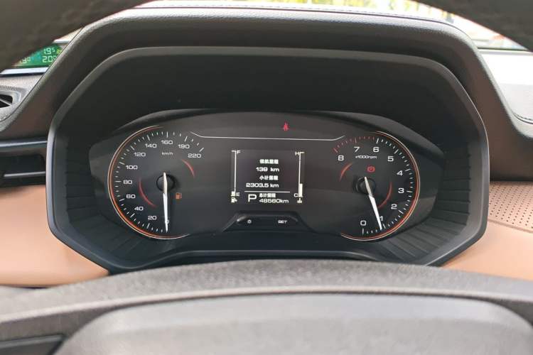 Used Wuling Jiachen 2022 1.5T CVT Deluxe Flagship Edition Odometer Close Up
