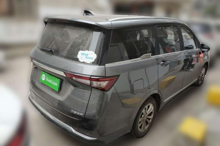 Used Wuling Jiachen 2022 1.5T CVT Smart Luxury Version Rear Right 45 Deg