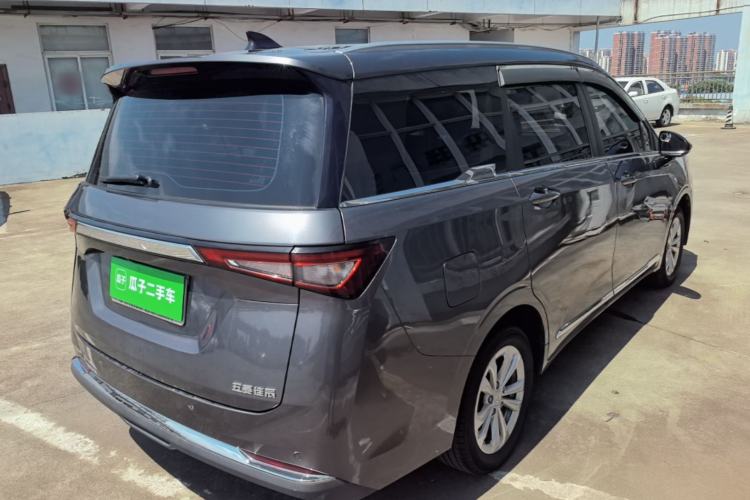 Used Wuling Jiachen 2022 1.5T CVT Smart Luxury Version Rear Right 45 Deg