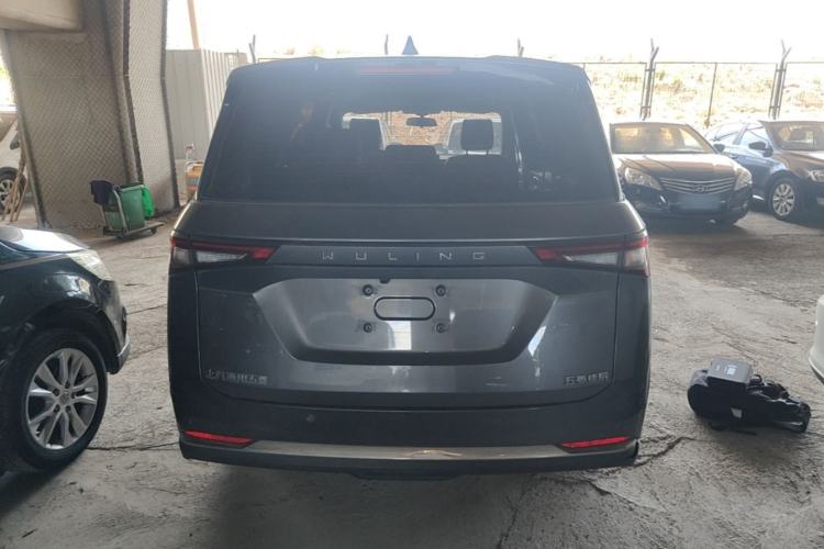 Used Wuling Jiachen 2022 1.5L Manual Comfort Edition Rear