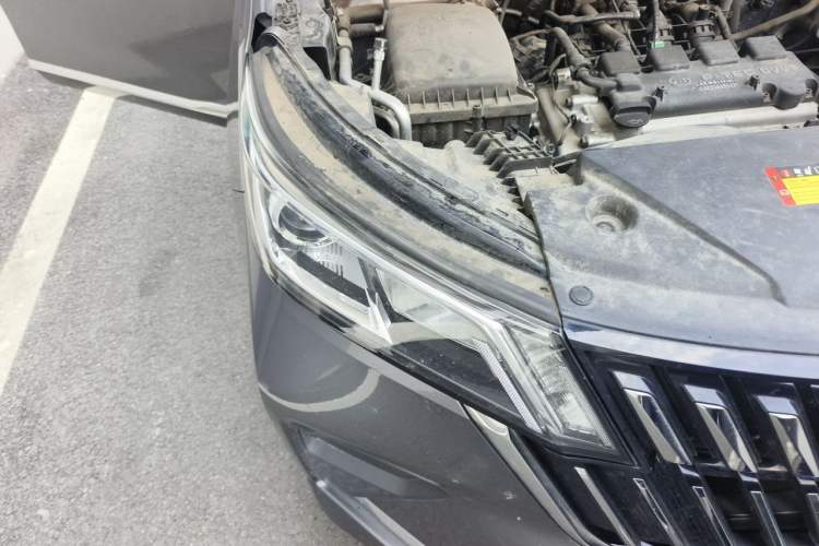 Used Wuling Jiachen 2022 1.5L Manual Comfort Edition Right Front Headlight