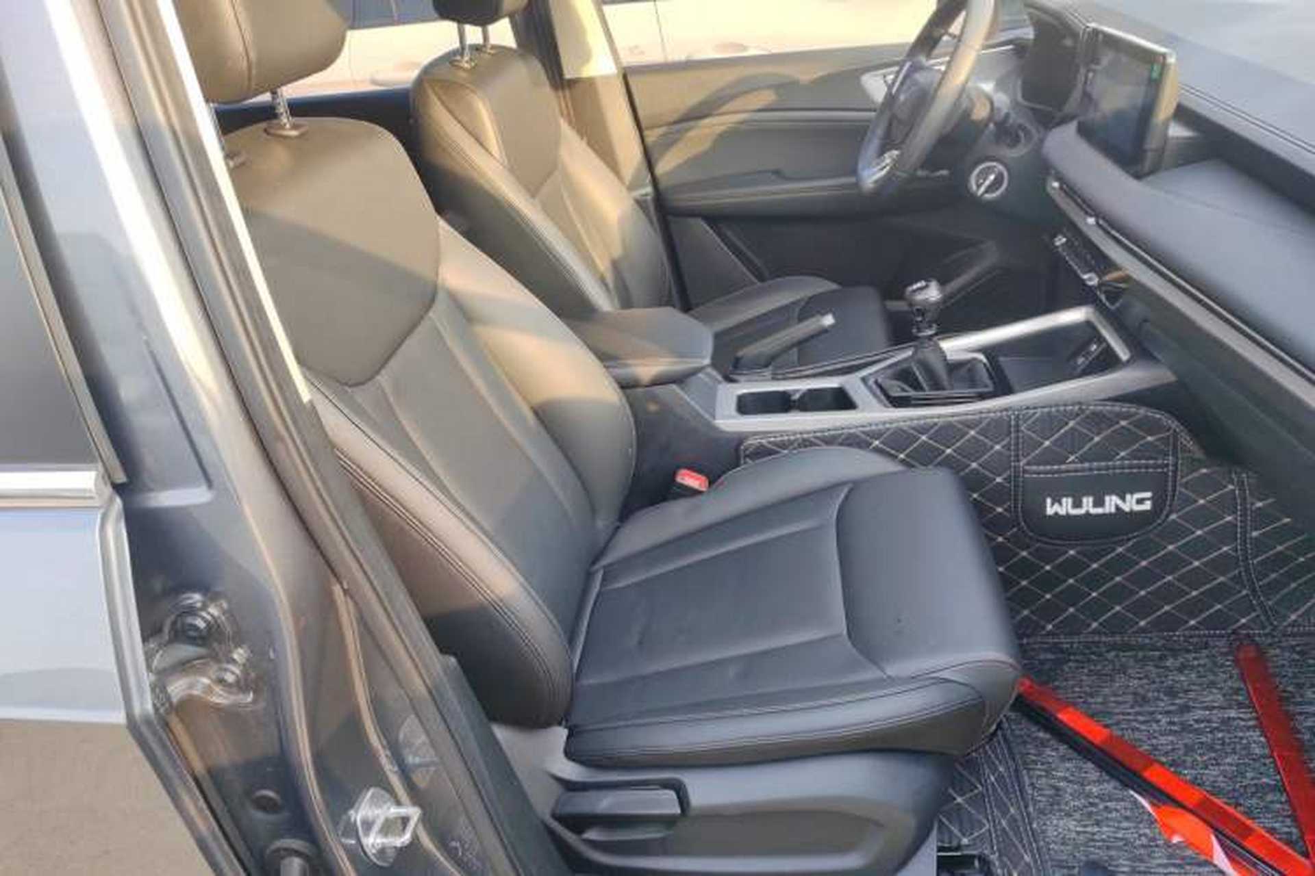 Used Wuling Jiachen 2022 1.5L Manual Comfort Edition Right Front Seat