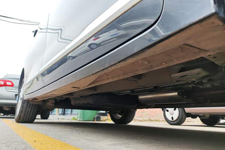 Used Wuling Jiachen 2022 1.5T CVT Smart Luxury Version Right Side Sill