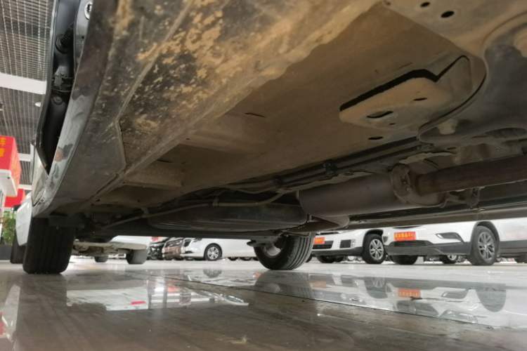 Used Wuling Jiachen 2022 1.5T Manual Light Enjoyment Dynamic Version Right Side Sill