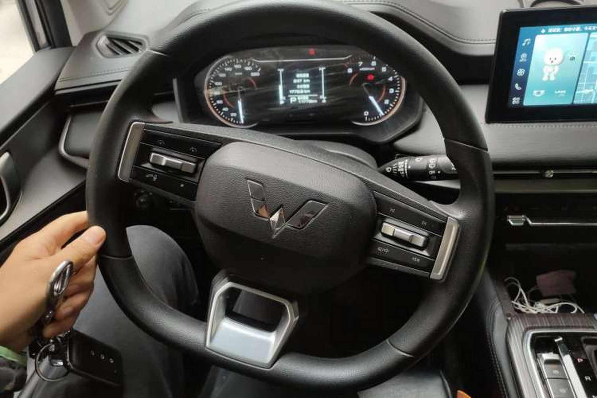 Used Wuling Jiachen 2022 1.5T CVT Smart Luxury Version Steering Wheel